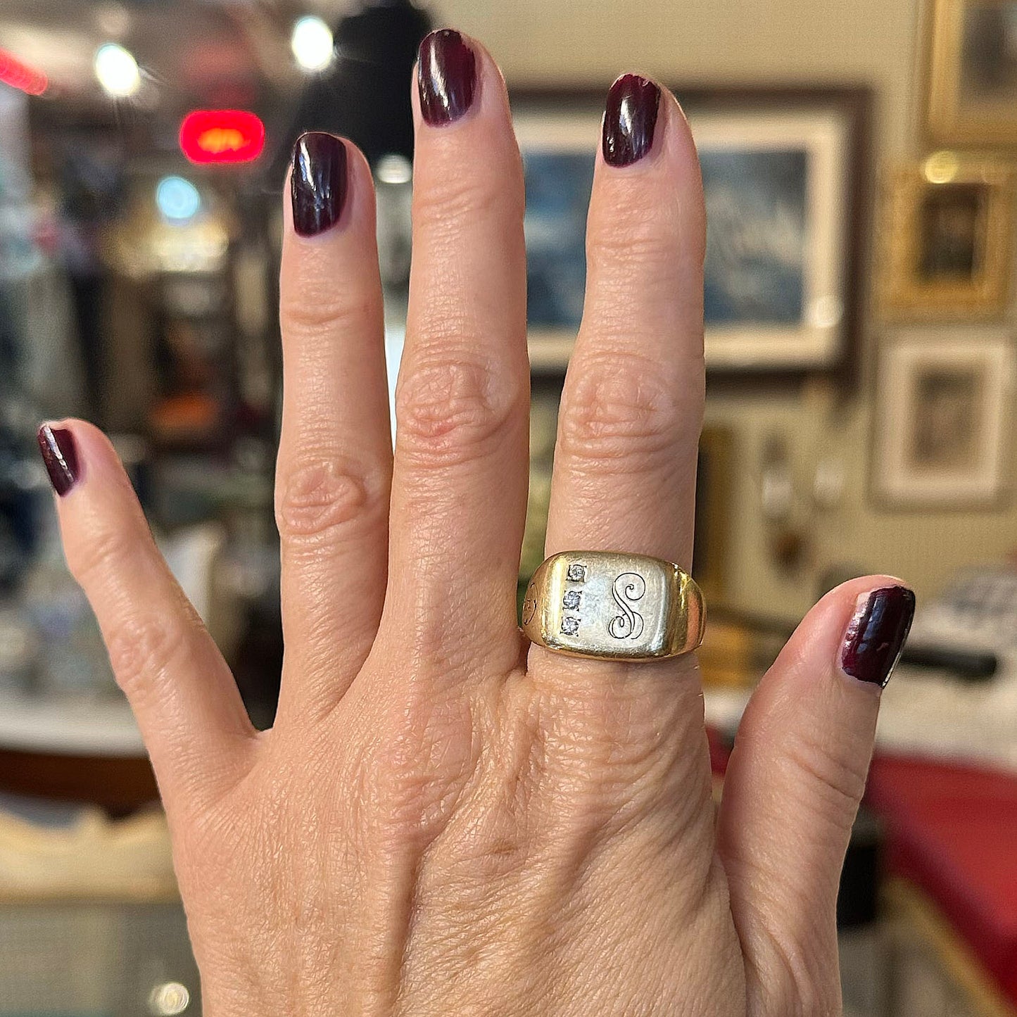10k c.1940s "S" Signet Ring w/ Diamonds