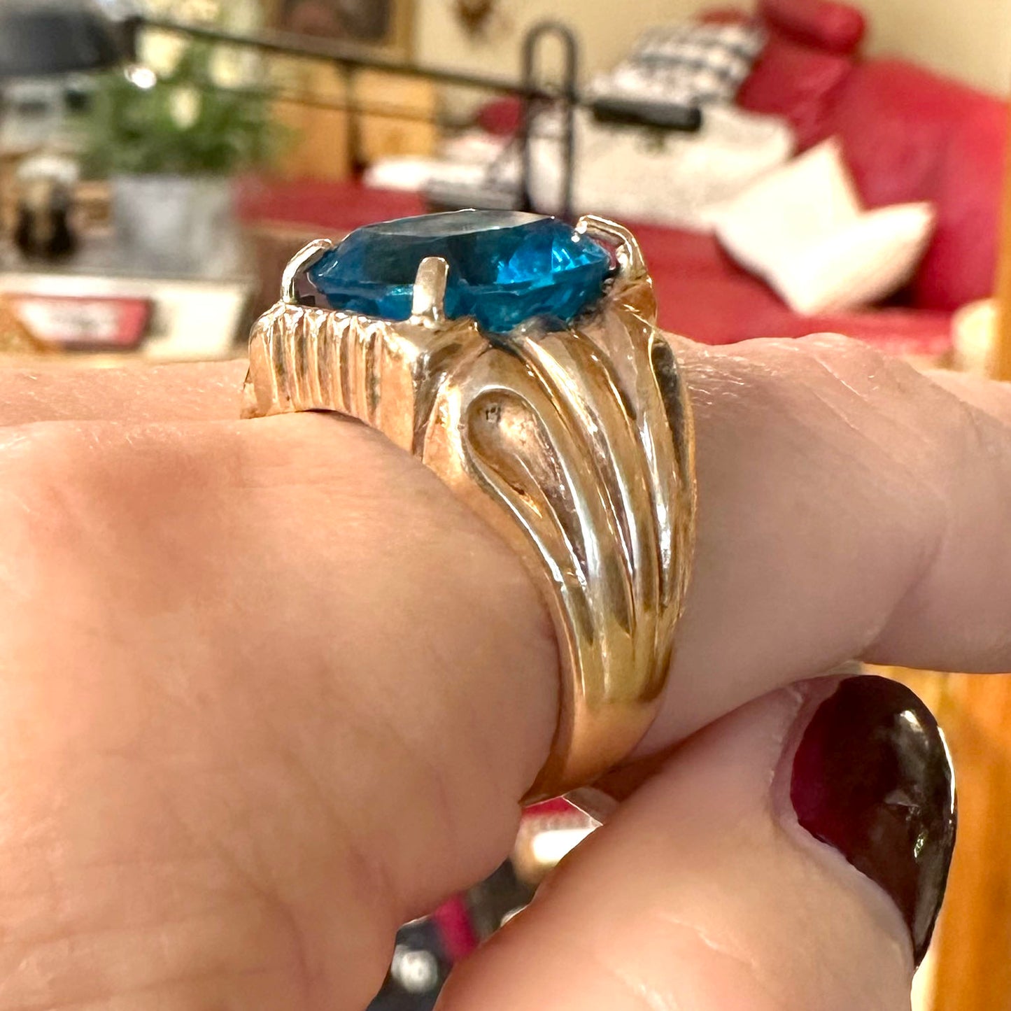 Vintage 14k London Blue Topaz Ring