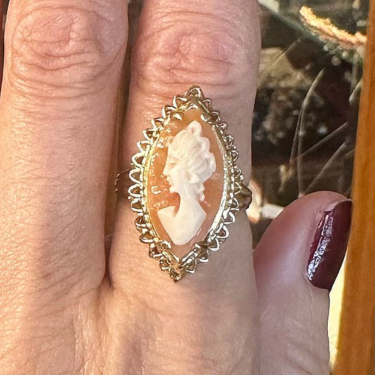 Vintage 14k Marquee Cameo Ring