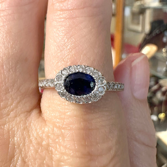 Exquisite 14k Gold & Sapphire Dinner Ring