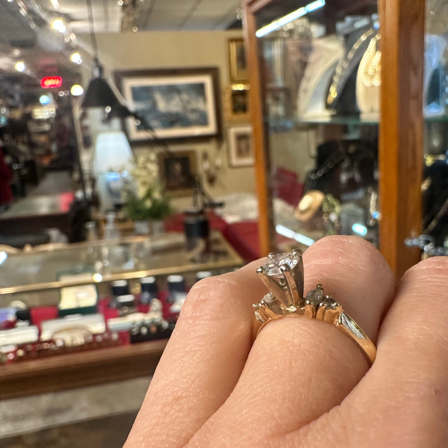 14k Gold & Diamond Ring