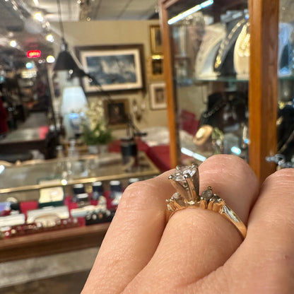 14k Gold & Diamond Ring