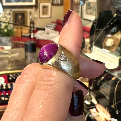 Vintage 14k Ruby Lindy Star Sapphire Ring