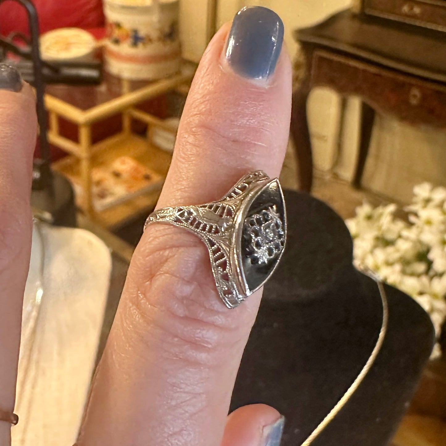 1920s Onyx & Diamond Gold Ring
