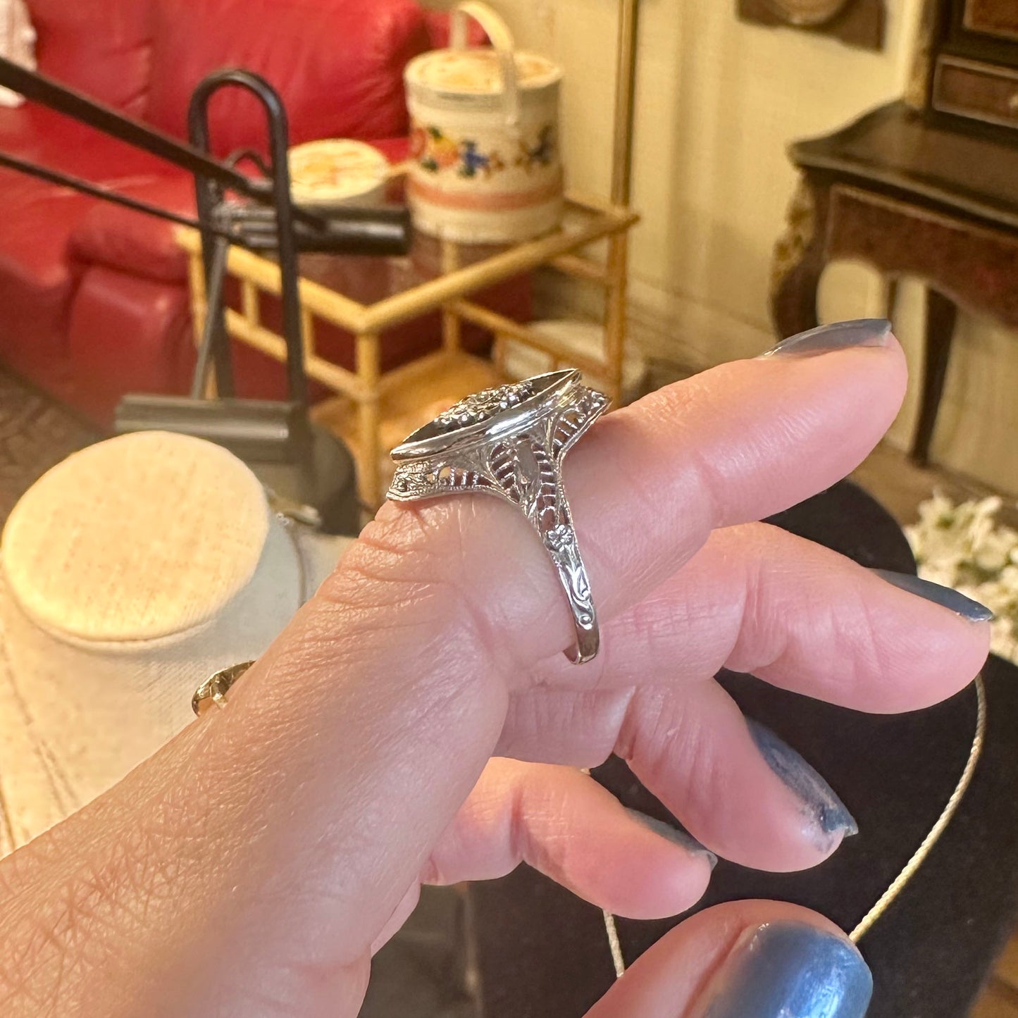 1920s Onyx & Diamond Gold Ring