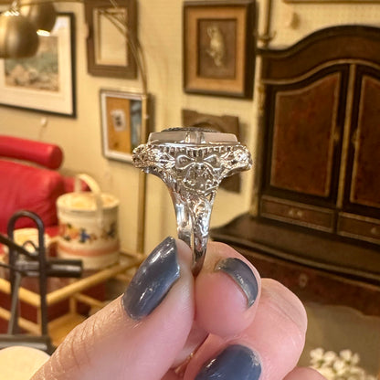 Art Deco Diamond & Bow Gold Ring