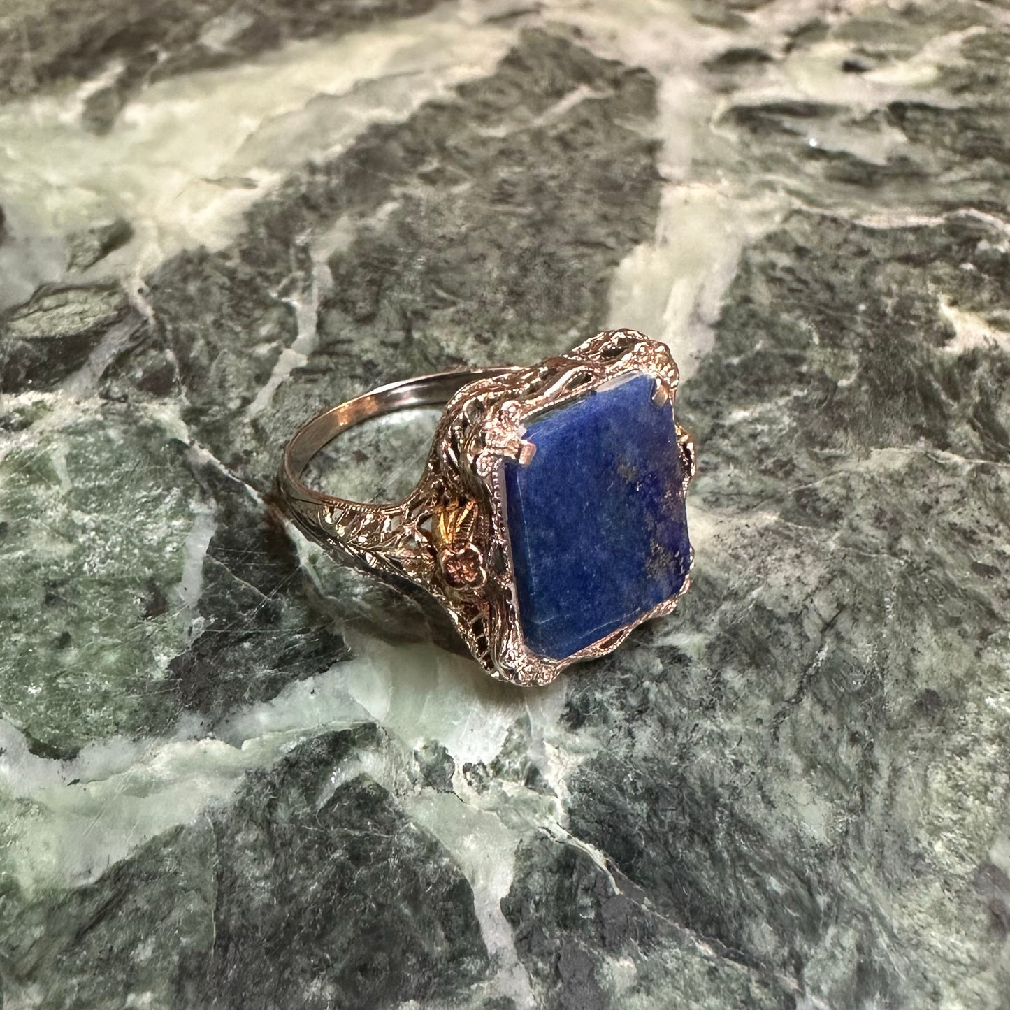 Art Deco Lapis Lazuli Gold Ring