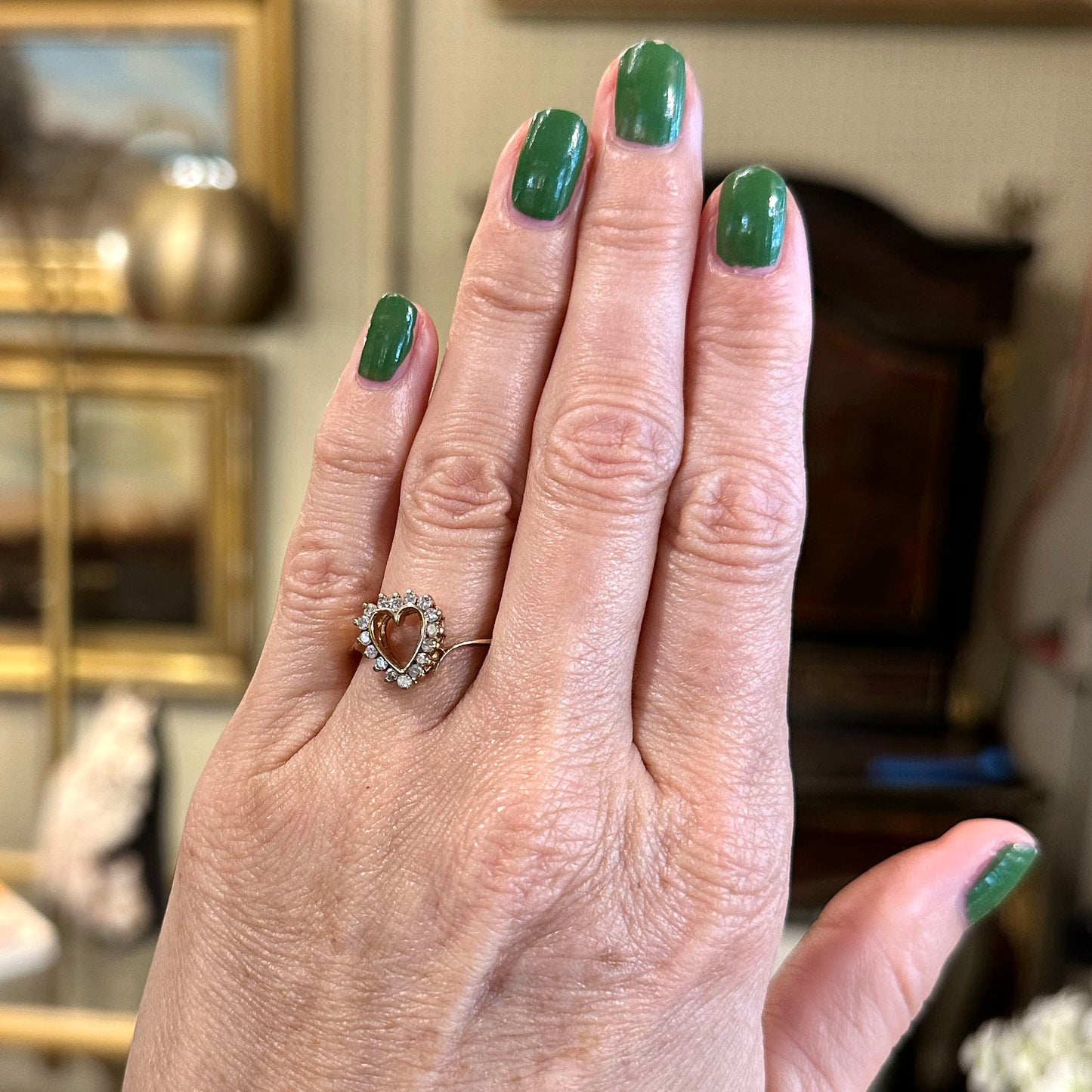 14k c.1970s Diamond Heart Swirl Ring