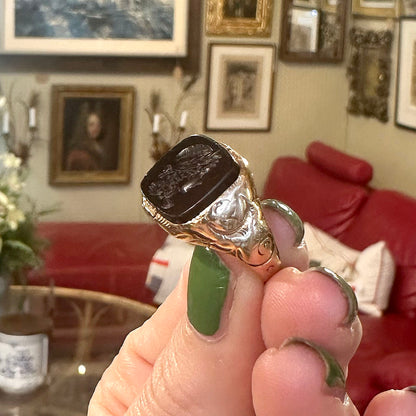 c.1890s 14k Gold Intaglio Ring