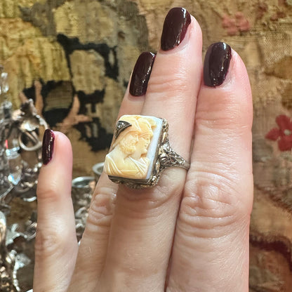 Antique Victorian Dual Silhouette Architectural Cameo Ring