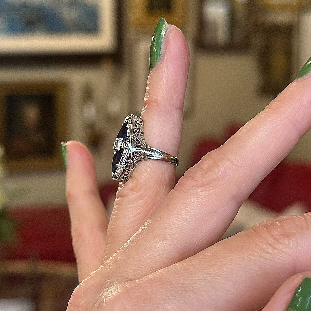 Art Deco Sapphire & White Gold Ring