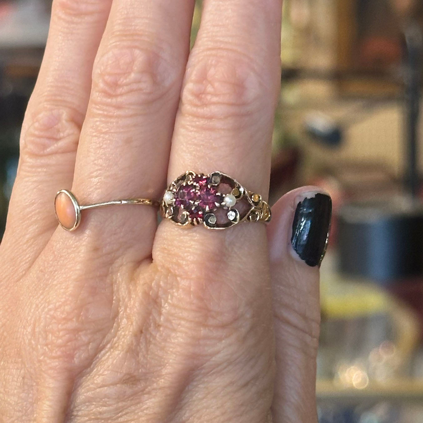 10k Victorian Garnet & Seed Pearl Ring