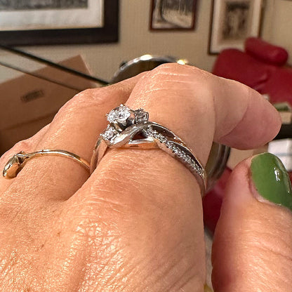 14k Solitaire White & Yellow Gold Diamond Ring