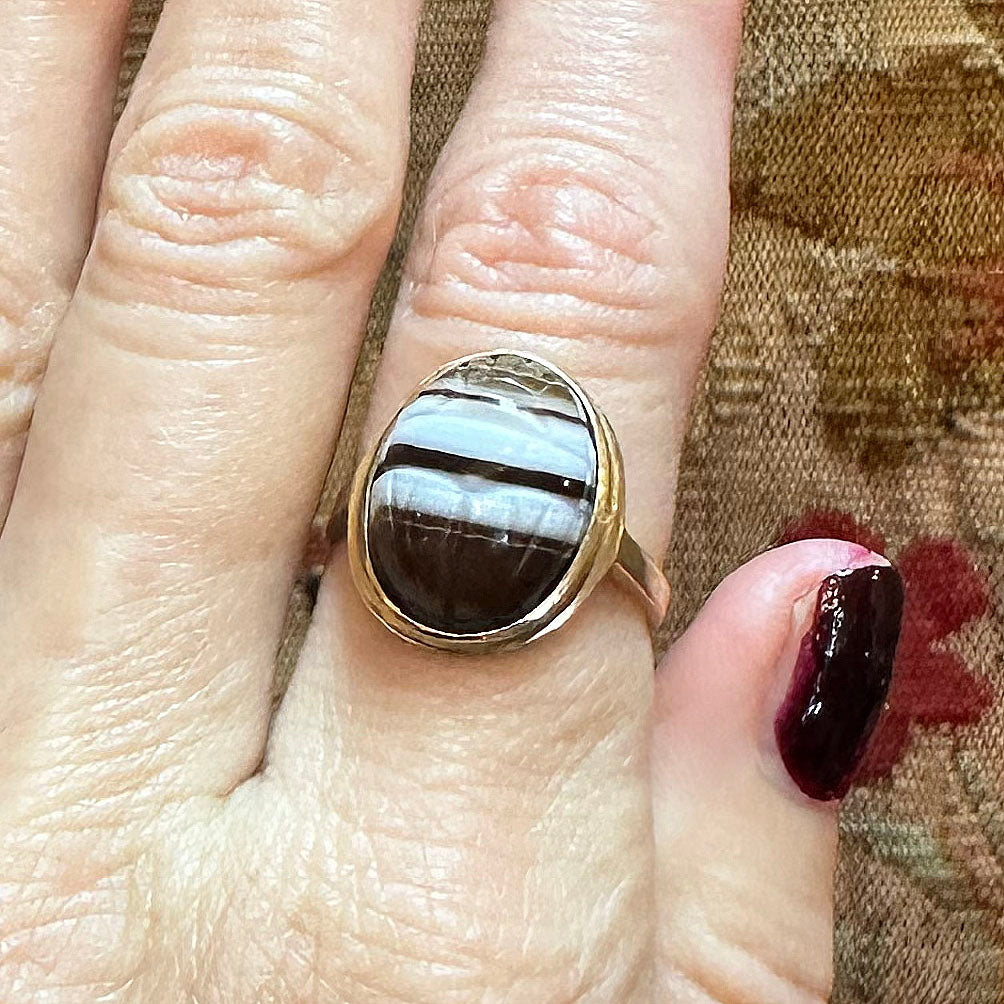 14k Victorian Carved Banded Agate Ring