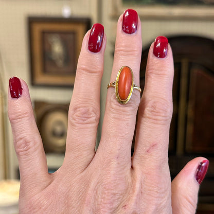 14k Gold Victorian Oval Coral Ring